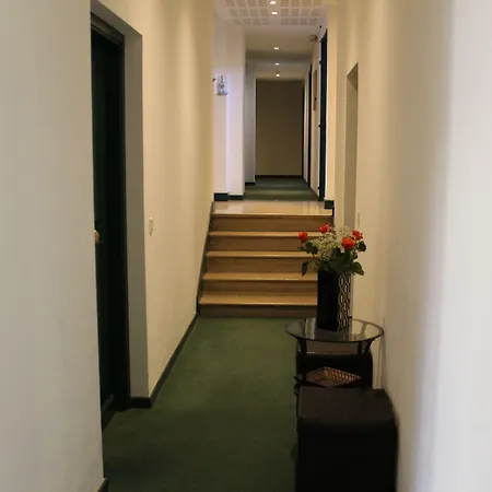 Kimi Aparthotel Cannes