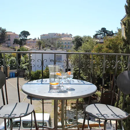 شقة فندقية Kimi 3*