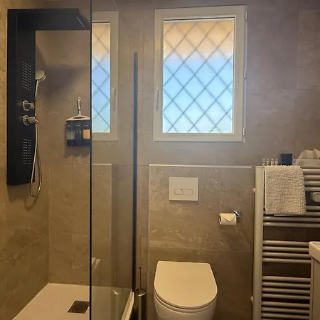 Kimi Aparthotel