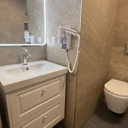 Aparthotel Kimi 3*