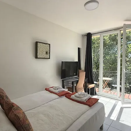 Aparthotel Kimi 3*