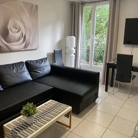 Kimi Lejlighedshotel