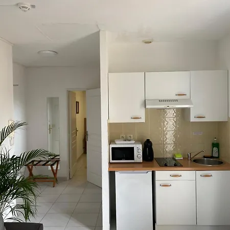 Kimi Lejlighedshotel 3*