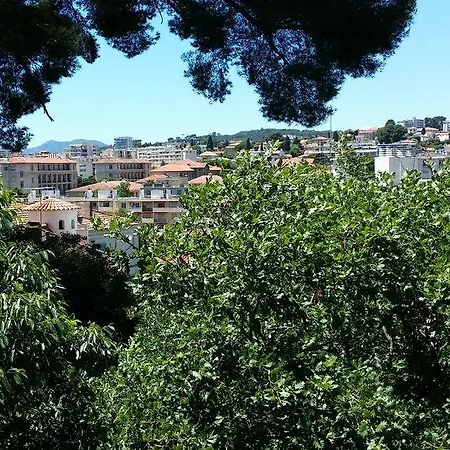 Kimi Aparthotel 5*